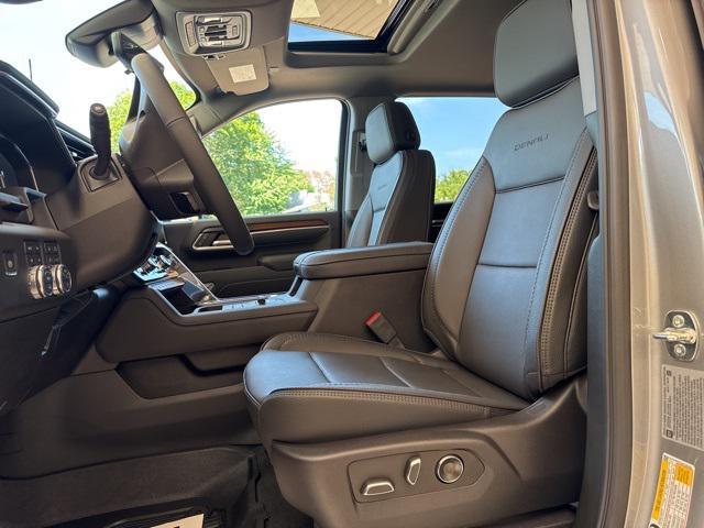 new 2025 GMC Sierra 3500 car, priced at $89,305