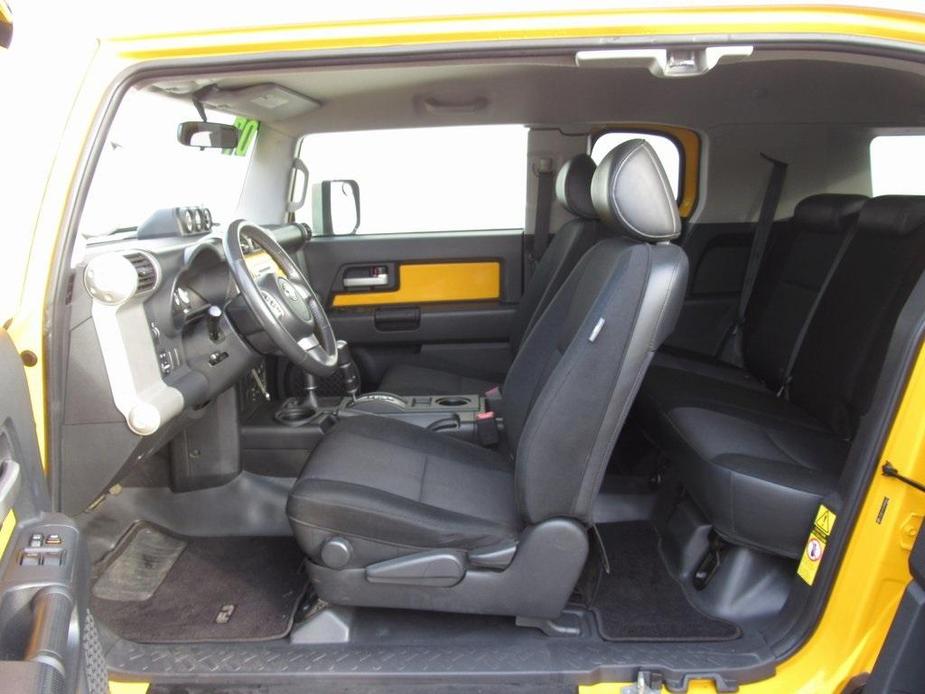 used 2007 Toyota FJ Cruiser car, priced at $16,491