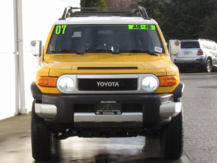 used 2007 Toyota FJ Cruiser car, priced at $16,491