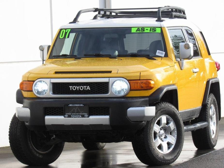 used 2007 Toyota FJ Cruiser car, priced at $16,491