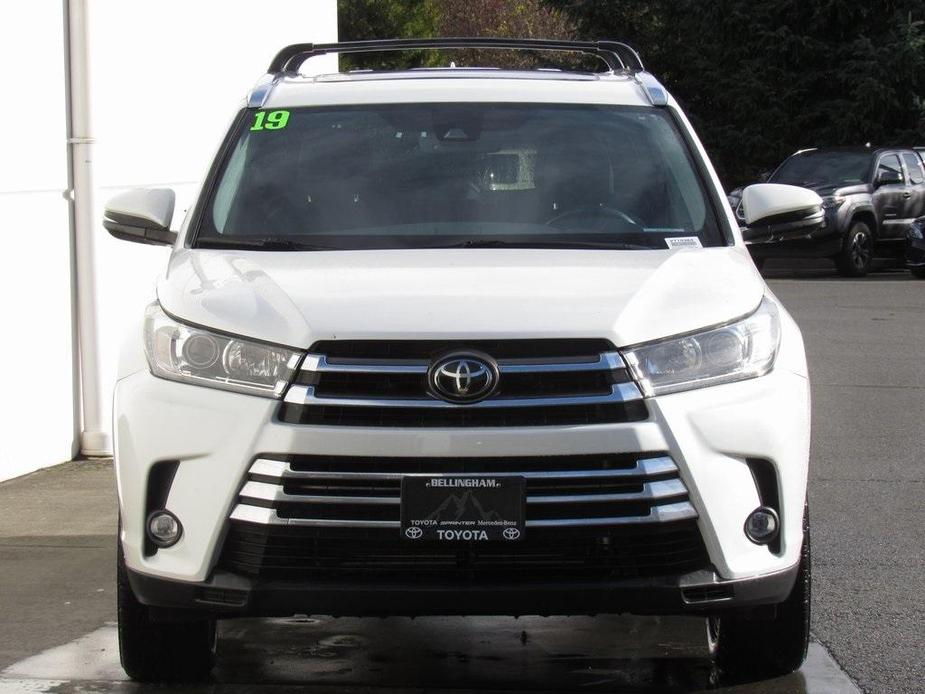 used 2019 Toyota Highlander car, priced at $29,111