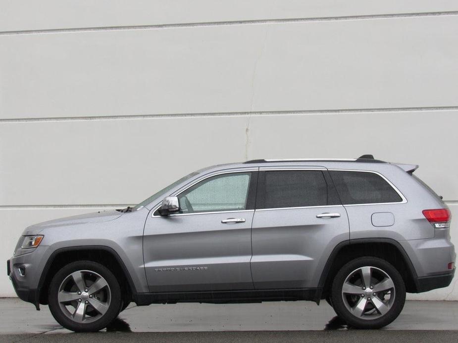 used 2015 Jeep Grand Cherokee car, priced at $13,271