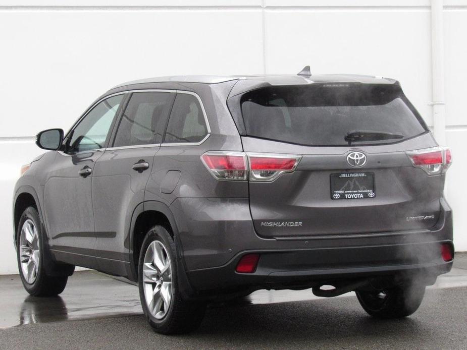 used 2016 Toyota Highlander car, priced at $28,991