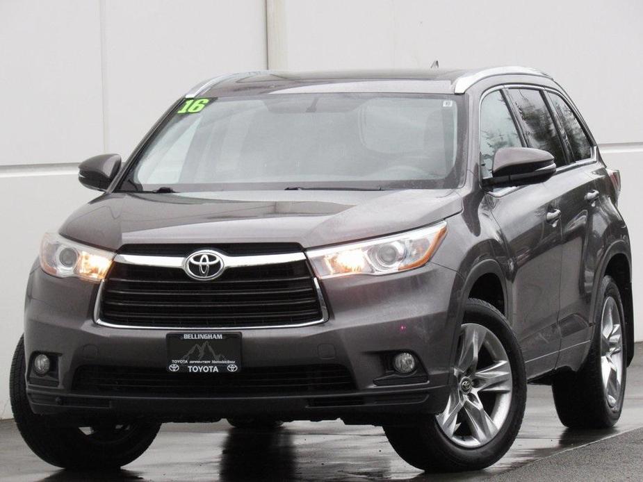 used 2016 Toyota Highlander car, priced at $28,991