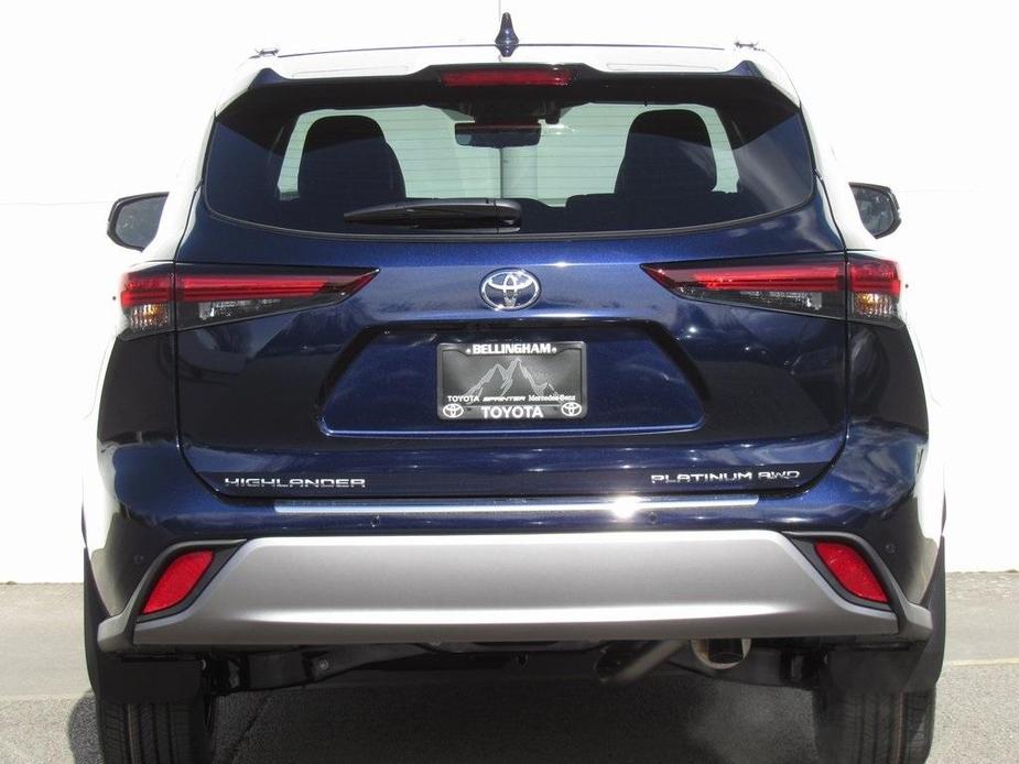 new 2024 Toyota Highlander car, priced at $53,433
