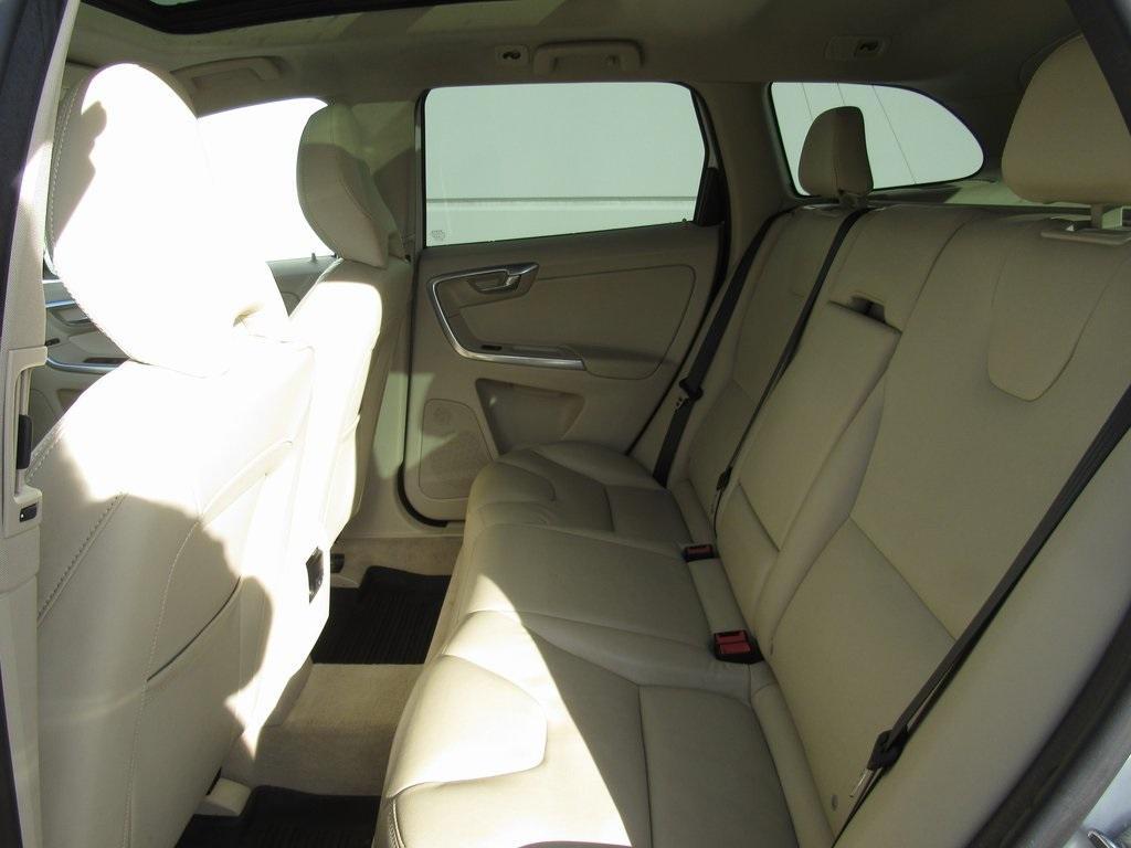 used 2015 Volvo XC60 car, priced at $15,191