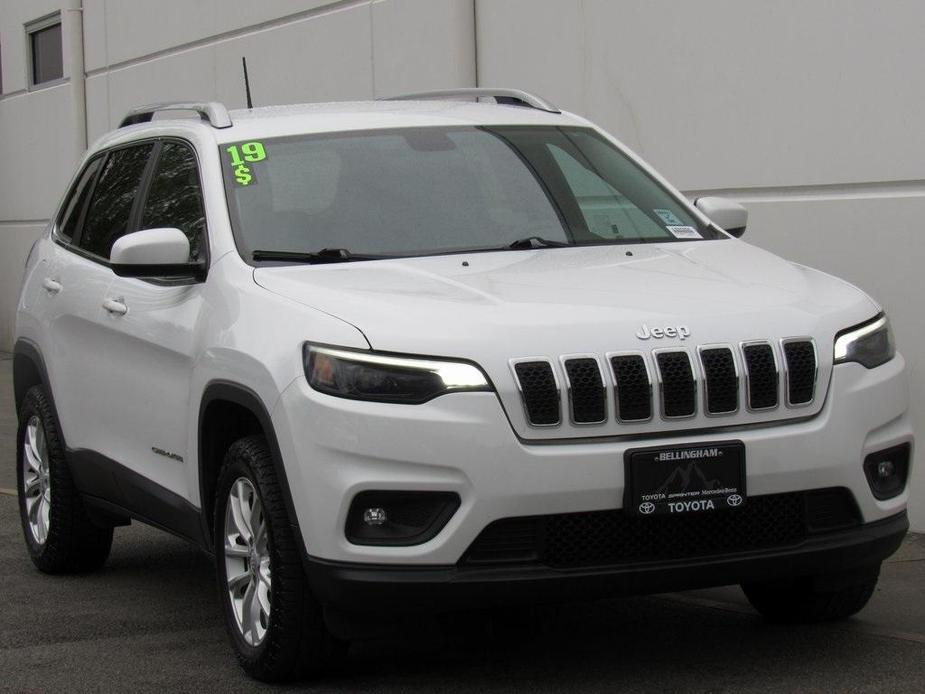 used 2019 Jeep Cherokee car, priced at $18,791