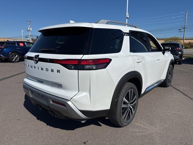 new 2025 Nissan Pathfinder car, priced at $46,570