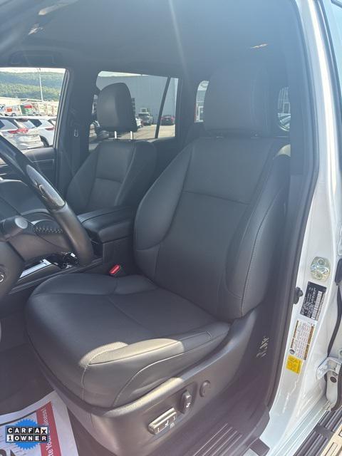 used 2023 Lexus GX 460 car, priced at $54,995