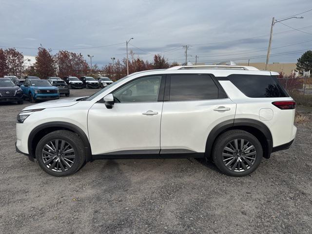 new 2025 Nissan Pathfinder car, priced at $42,580