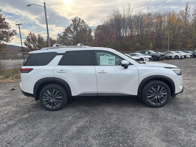 new 2025 Nissan Pathfinder car, priced at $42,580