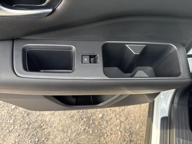 new 2025 Nissan Pathfinder car, priced at $42,580