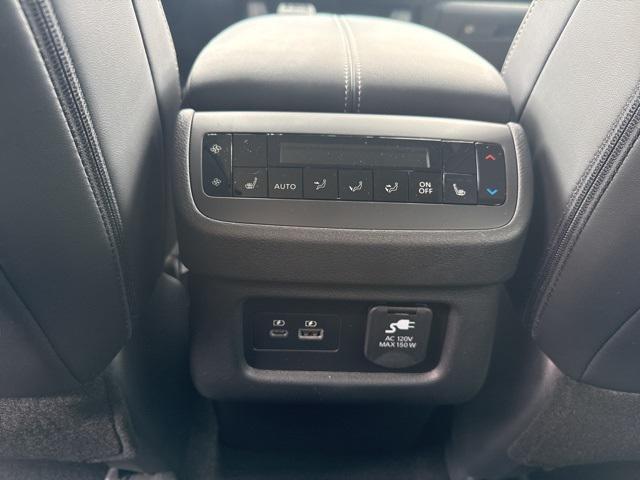 new 2025 Nissan Pathfinder car, priced at $50,124