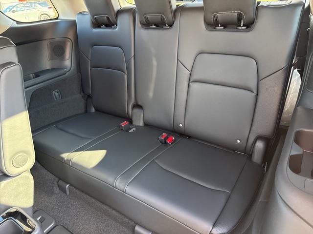 new 2025 Nissan Pathfinder car, priced at $42,175