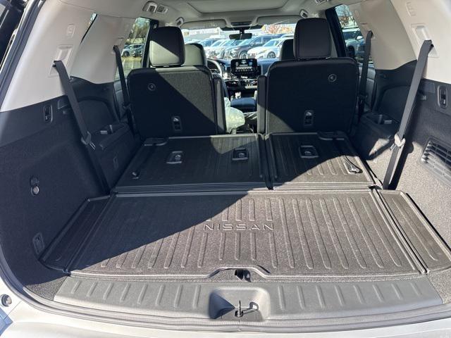 new 2025 Nissan Pathfinder car, priced at $42,175