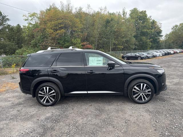 new 2025 Nissan Pathfinder car, priced at $46,317