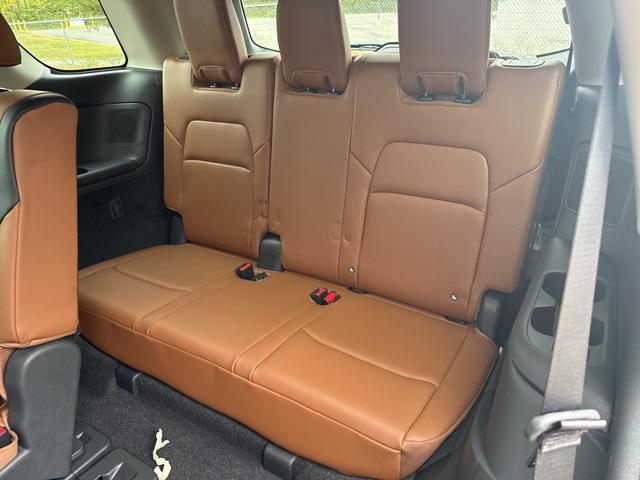 new 2025 Nissan Pathfinder car, priced at $46,317