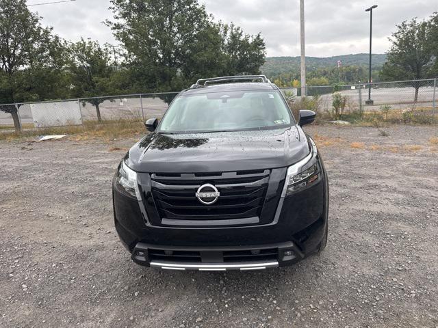 new 2025 Nissan Pathfinder car, priced at $46,317