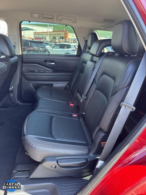 used 2022 Nissan Pathfinder car, priced at $31,494