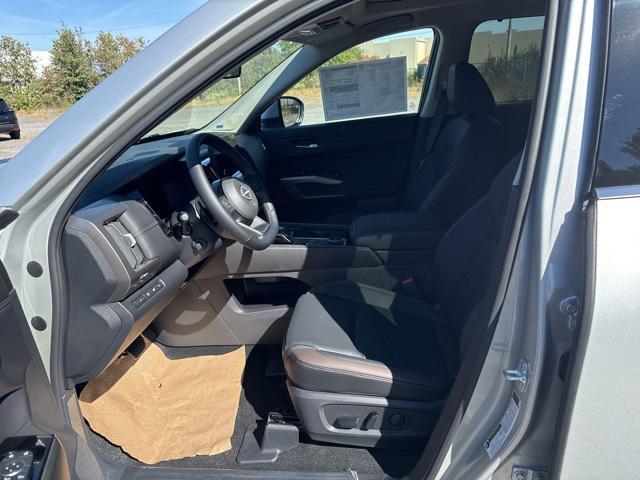 new 2025 Nissan Pathfinder car, priced at $46,453