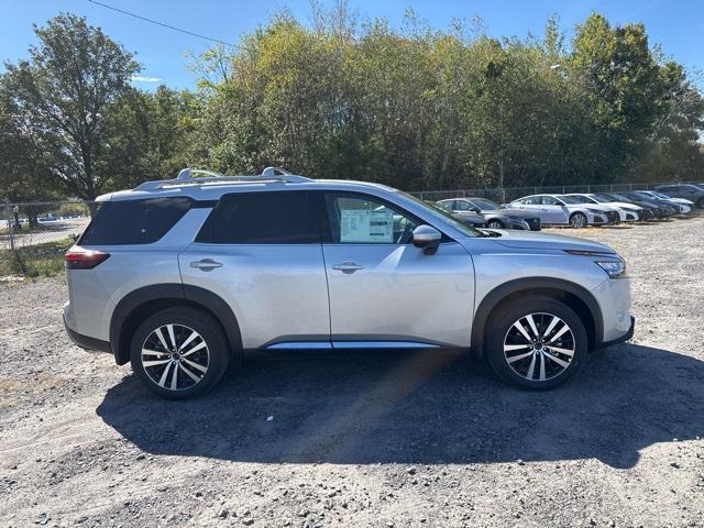 new 2025 Nissan Pathfinder car, priced at $46,453