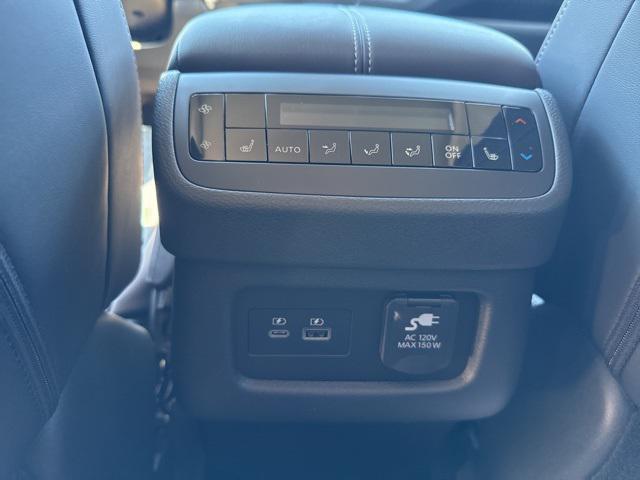 new 2025 Nissan Pathfinder car, priced at $46,453