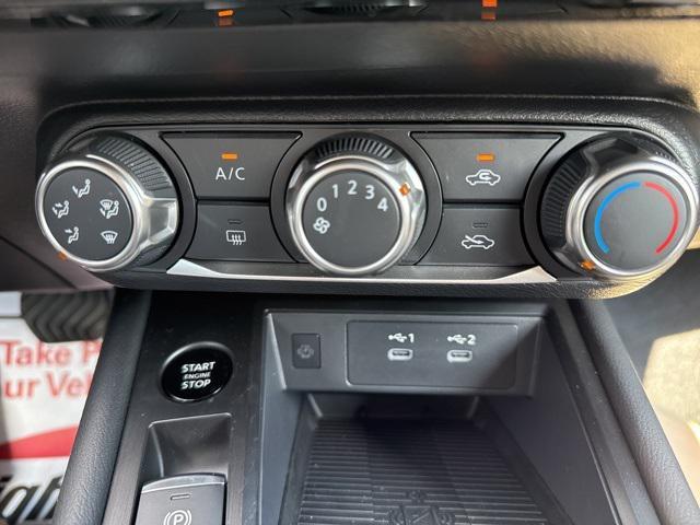 new 2025 Nissan Kicks car, priced at $26,814