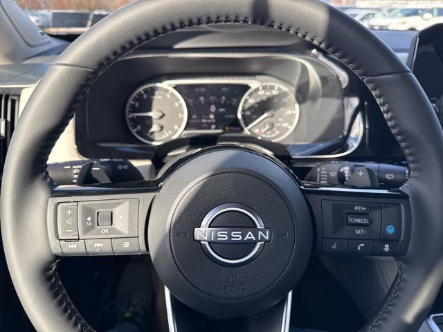 new 2025 Nissan Pathfinder car, priced at $43,720
