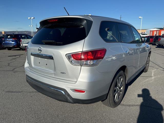 used 2013 Nissan Pathfinder car, priced at $8,995