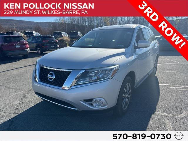 used 2013 Nissan Pathfinder car, priced at $8,995