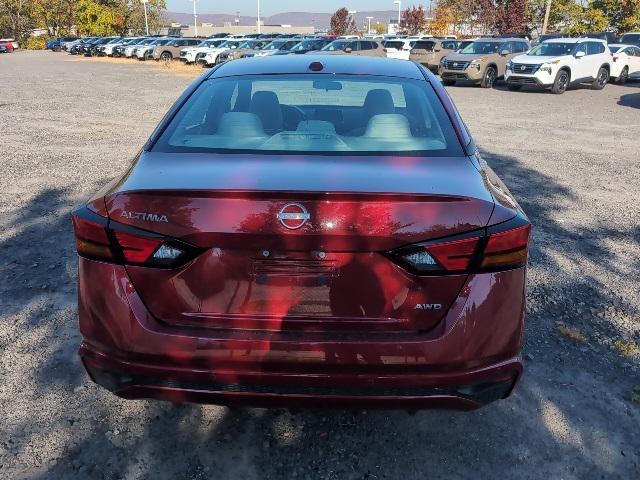 new 2025 Nissan Altima car, priced at $29,495