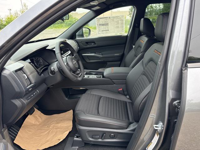 new 2025 Nissan Pathfinder car, priced at $43,783