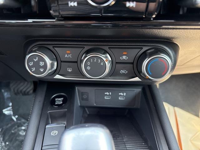 new 2025 Nissan Kicks car, priced at $27,124