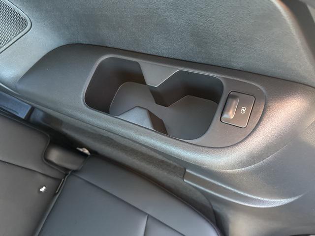 new 2025 Nissan Pathfinder car, priced at $45,302