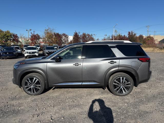 new 2025 Nissan Pathfinder car, priced at $45,302