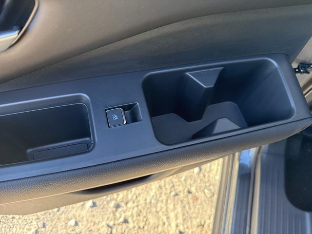 new 2025 Nissan Pathfinder car, priced at $45,302