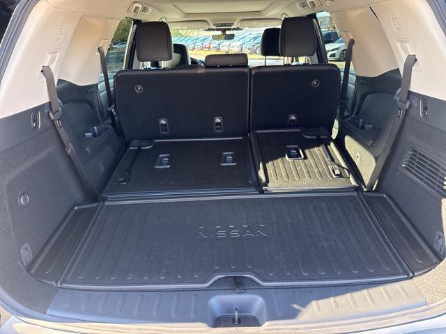 new 2025 Nissan Pathfinder car, priced at $45,302