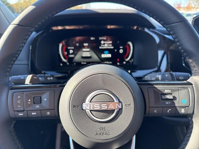 new 2025 Nissan Pathfinder car, priced at $45,302