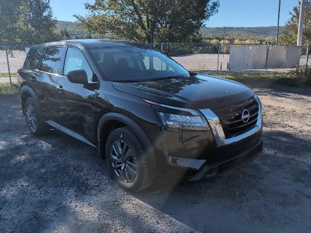 new 2024 Nissan Pathfinder car, priced at $36,206