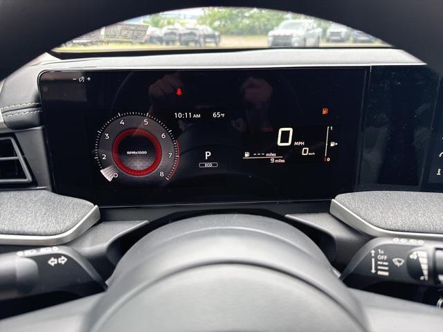 new 2025 Nissan Kicks car, priced at $25,654