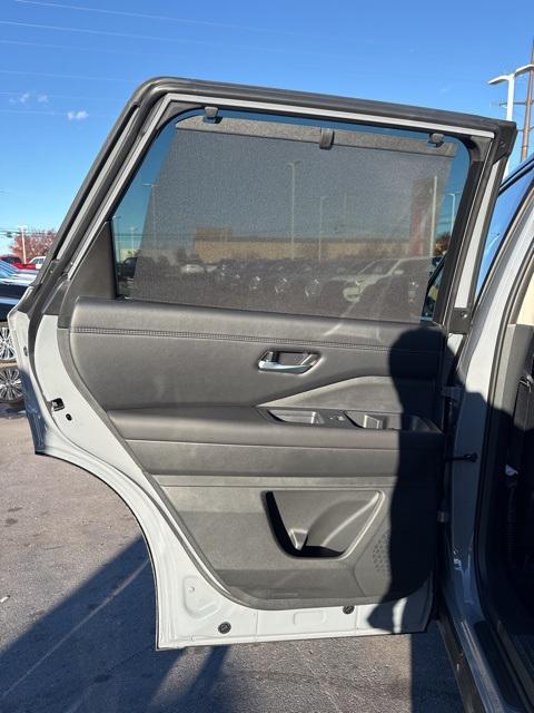 new 2025 Nissan Pathfinder car, priced at $46,637