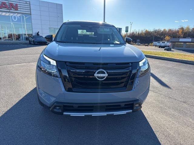 new 2025 Nissan Pathfinder car, priced at $46,637