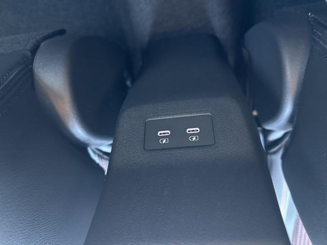 new 2025 Nissan Kicks car, priced at $29,530