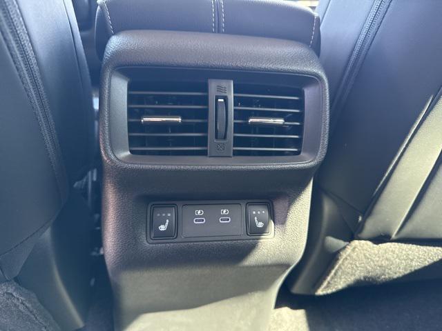 new 2025 Nissan Murano car, priced at $51,095