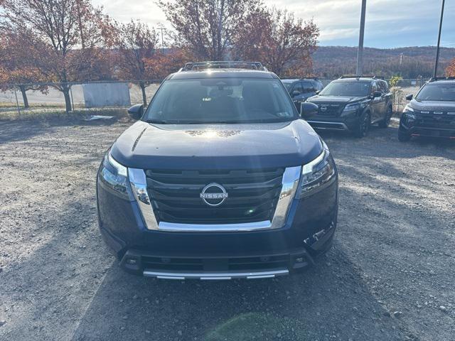 new 2025 Nissan Pathfinder car, priced at $39,730