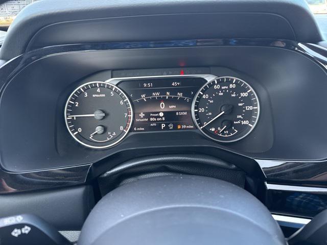 new 2025 Nissan Pathfinder car, priced at $39,730