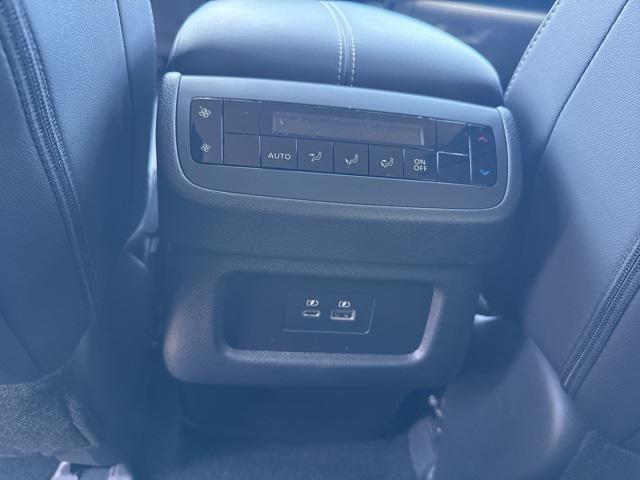 new 2025 Nissan Pathfinder car, priced at $39,730