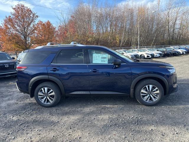 new 2025 Nissan Pathfinder car, priced at $39,730