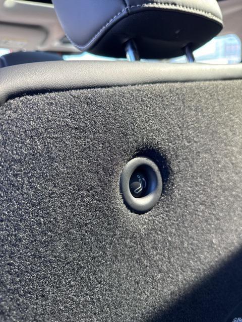 new 2025 Nissan Pathfinder car, priced at $45,203