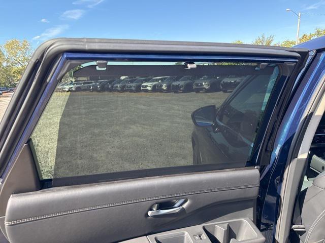 new 2025 Nissan Pathfinder car, priced at $46,619